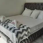 Luxury Iva *